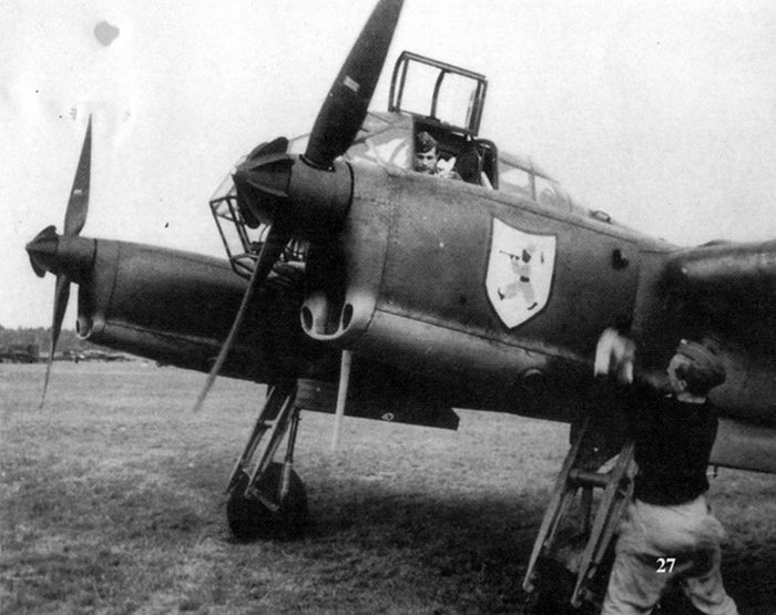Fw 189 A-1 du 11.(H) 12.jpg